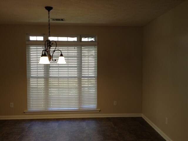 Building Photo - 2122 Creek Trail Dr