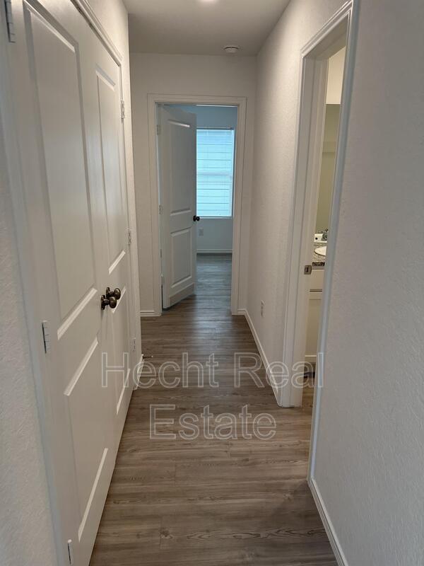 Building Photo - 5813 Texas Spur