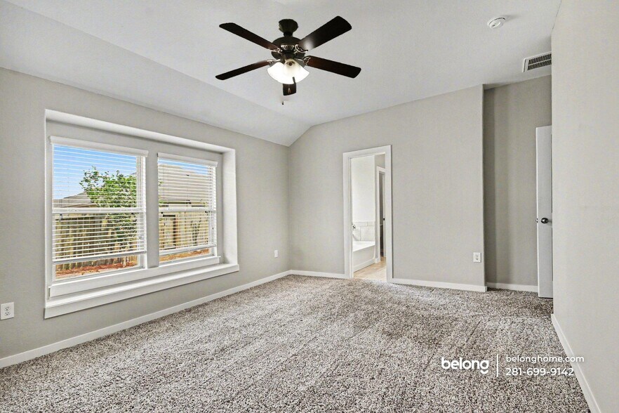 Building Photo - 6911 Rosemont Ct