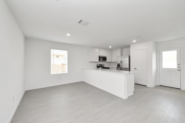 Building Photo - 31422 Casacalenda Ln