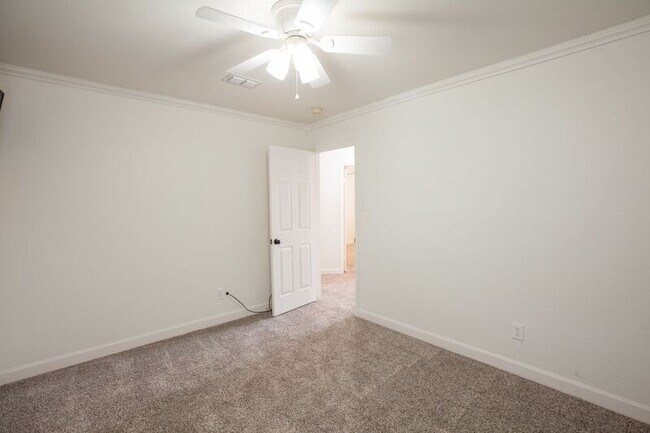 Building Photo - 8204 Tavaros Dr