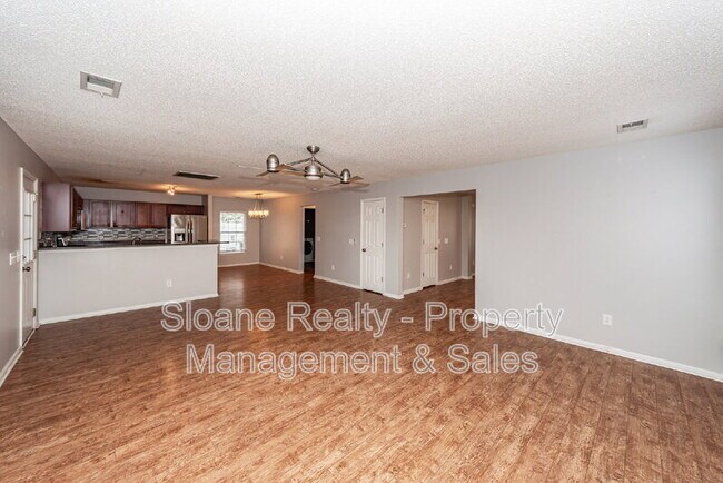 Building Photo - 1118 Deerberry Rd