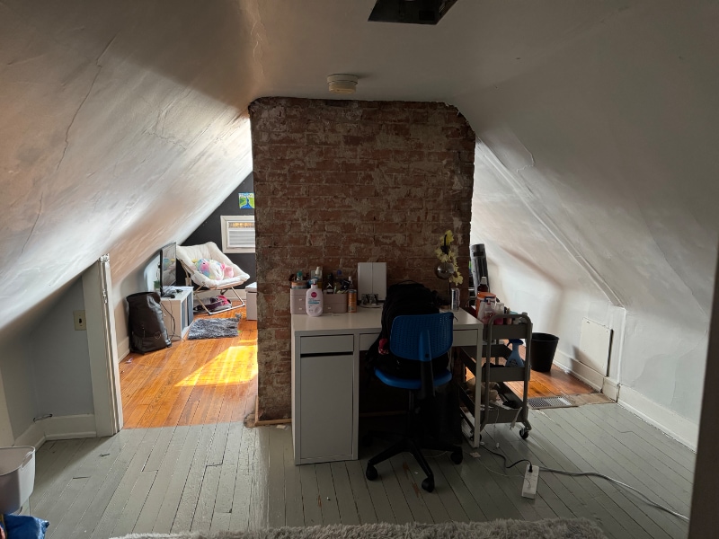 Building Photo - 420 Ada St