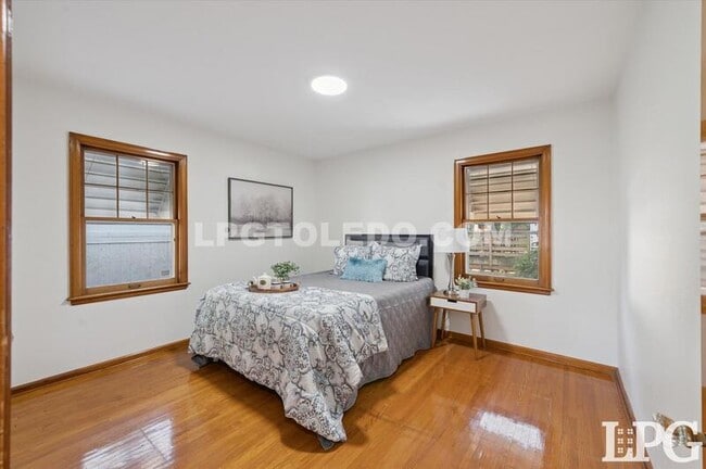 Building Photo - 3430 Anderson Pkwy