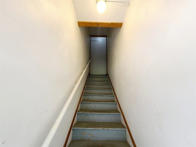 Building Photo - 4911 Worth St