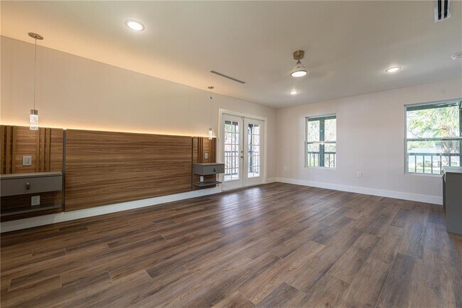 Building Photo - 2721 Ingeborg Ct