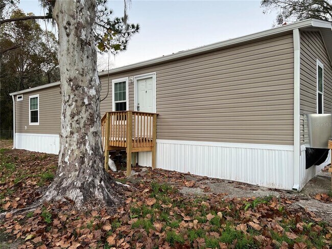 Primary Photo - 39141 Bay Ave