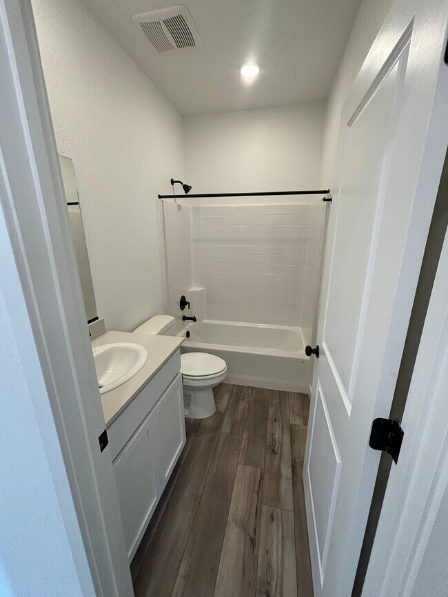 Building Photo - 1872 W Graham St