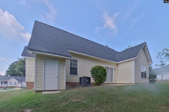 Building Photo - 13 Walnut Grove Way