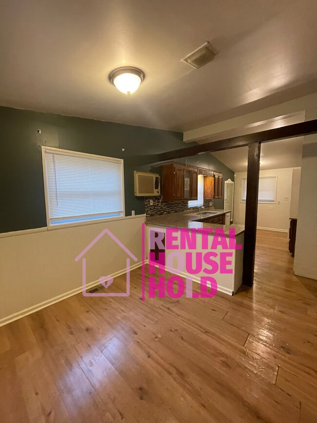 Building Photo - 5415 S Gulley Rd