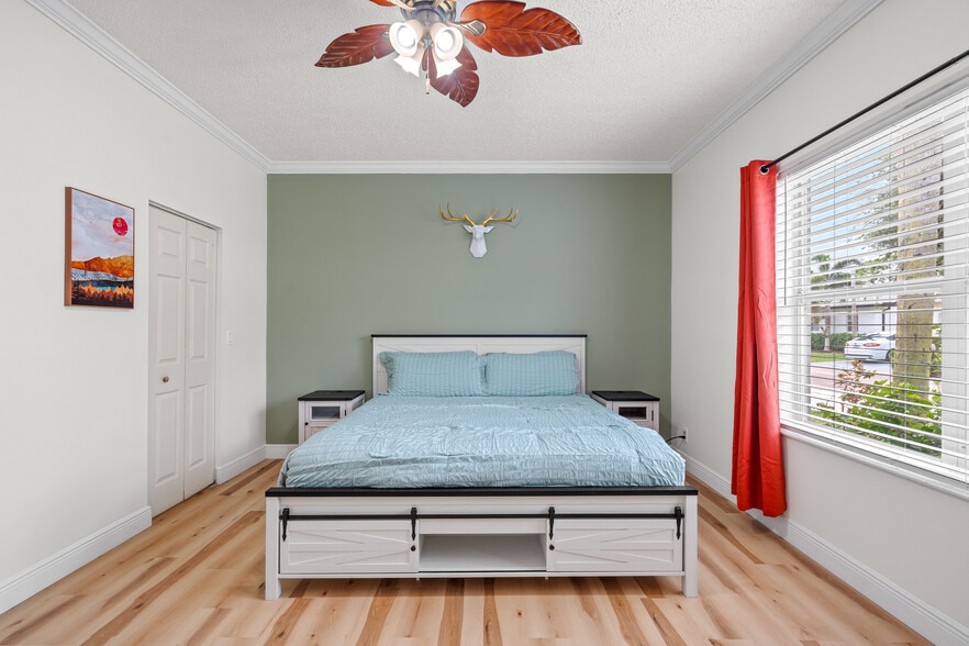 Building Photo - 1242 Olympic Cir