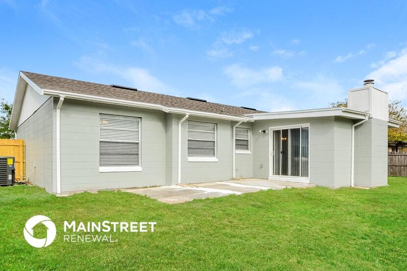 Building Photo - 8734 Brackenwood Dr