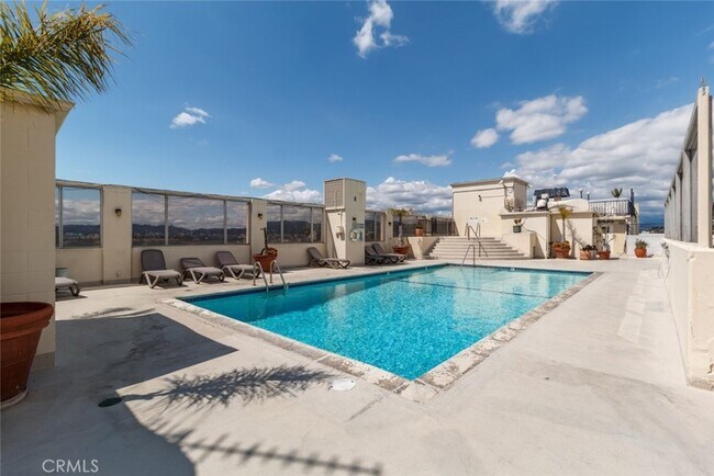 Building Photo - 421 La Fayette Park Pl