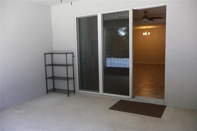 Building Photo - 5033 SW 56th St