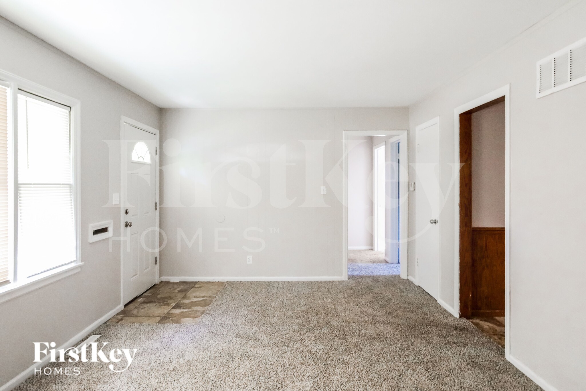 Building Photo - 6900 Fairlane Dr