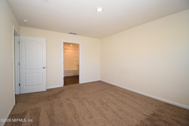 Building Photo - 3733 Shiner Dr