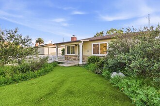 Building Photo - Beautiful 3 Bed + 2 Bath House + Front & Back Yard, Garage, Driveway