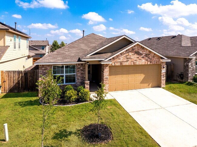 Building Photo - Charming Modern Home with Premium Amenitie...