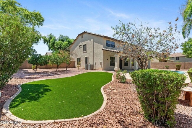 Building Photo - 2648 E Teakwood Pl