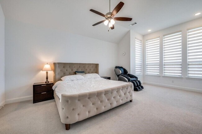 Building Photo - 3970 Sweet Clover Dr