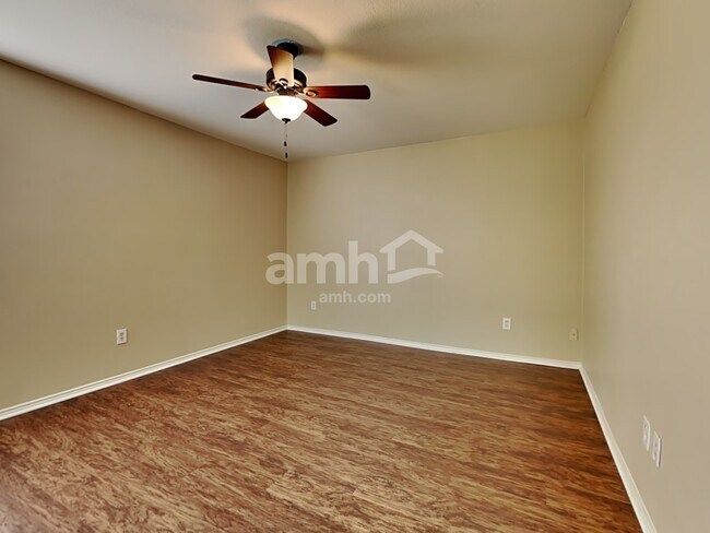 Building Photo - 9136 Belvedere Drive