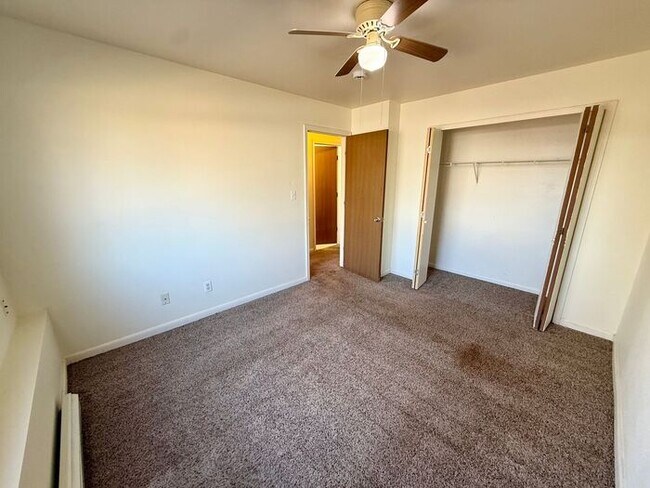 Building Photo - Limited-Time Offer: 2 Weeks Free! 2-Bed, 1-Bath Garden Apartment in Johnstown – Utilities Included