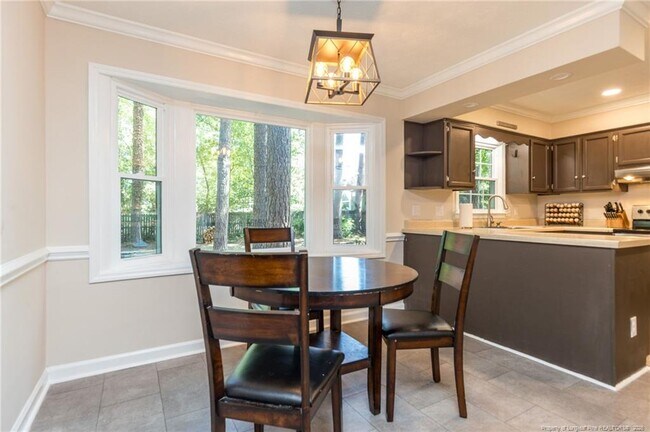 Building Photo - 3356 Quarry Dr