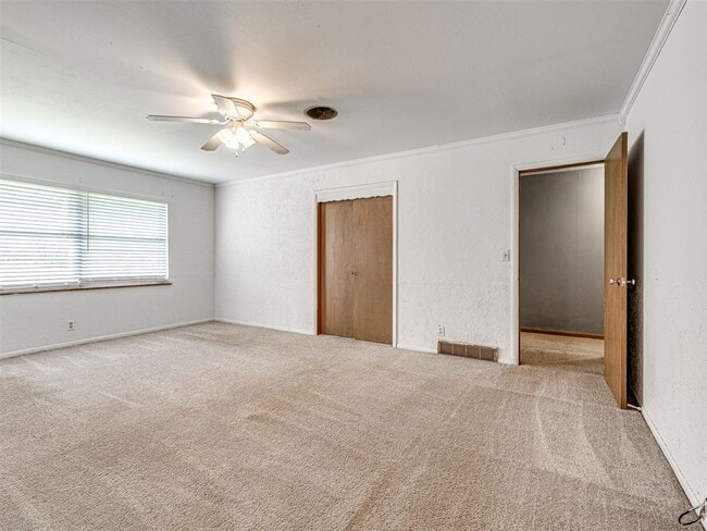 Building Photo - 1212 Lynnwood Dr