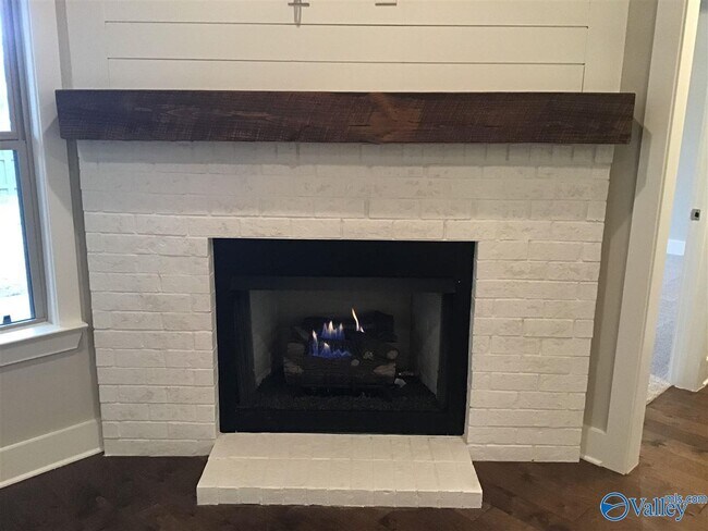 Building Photo - 700 Rivulet Dr SW
