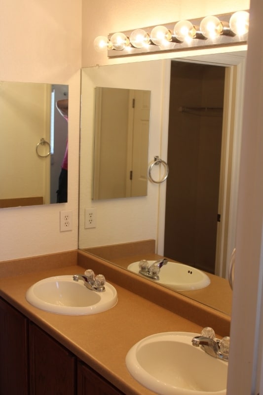 Building Photo - 9758 Laredo St.