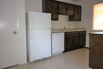 Building Photo - 1 Bedroom Apartment for Rent