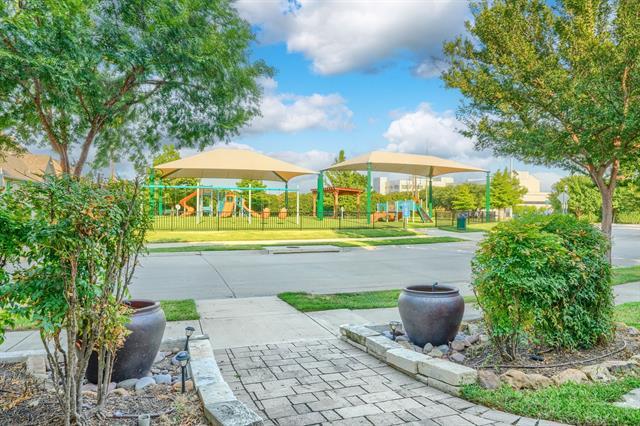 Building Photo - 1208 Damsel Caitlyn Dr
