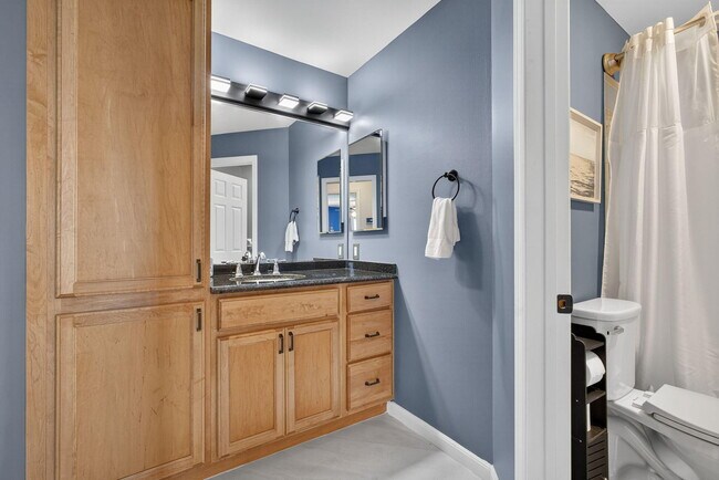 Building Photo - 3738 Old Lighthouse Cir