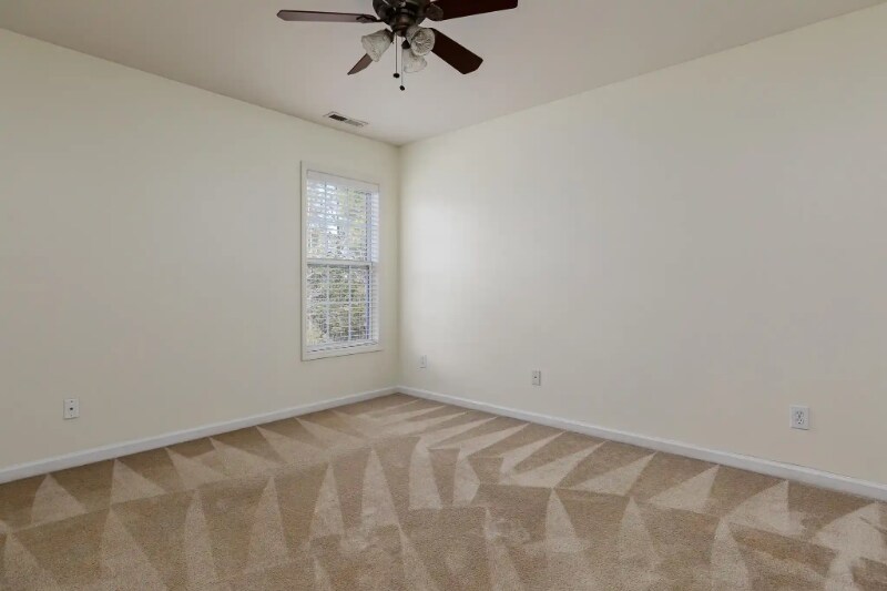 Building Photo - 112 Isleworth Pl