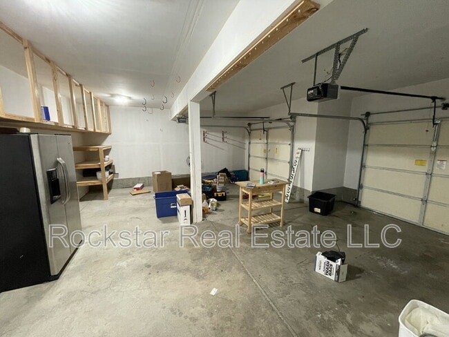 Building Photo - 9022 W Campus Dr