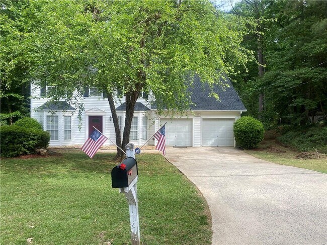 Building Photo - 114 Spring Creek Ct