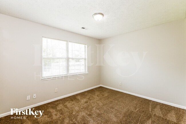 Building Photo - 12452 Van Spronsen Way