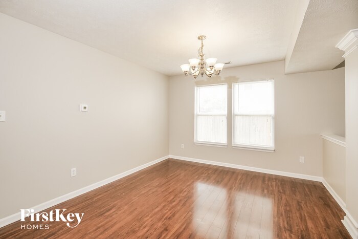 Building Photo - 5569 Bracken Dr