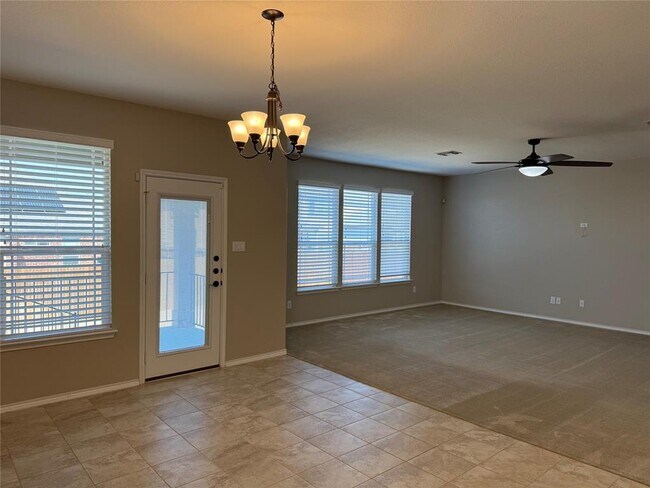 Building Photo - 334 Reunion Ln