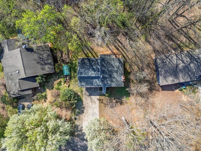 Building Photo - 6530 Thamesmead Ln