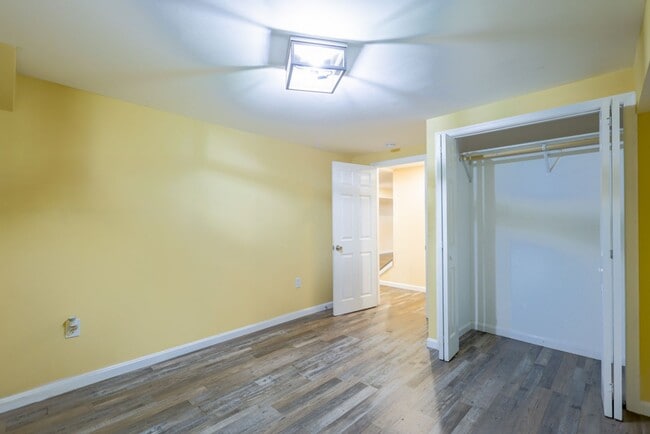 Building Photo - Cozy 1 BR/1 BA Apartment in Severna Park!