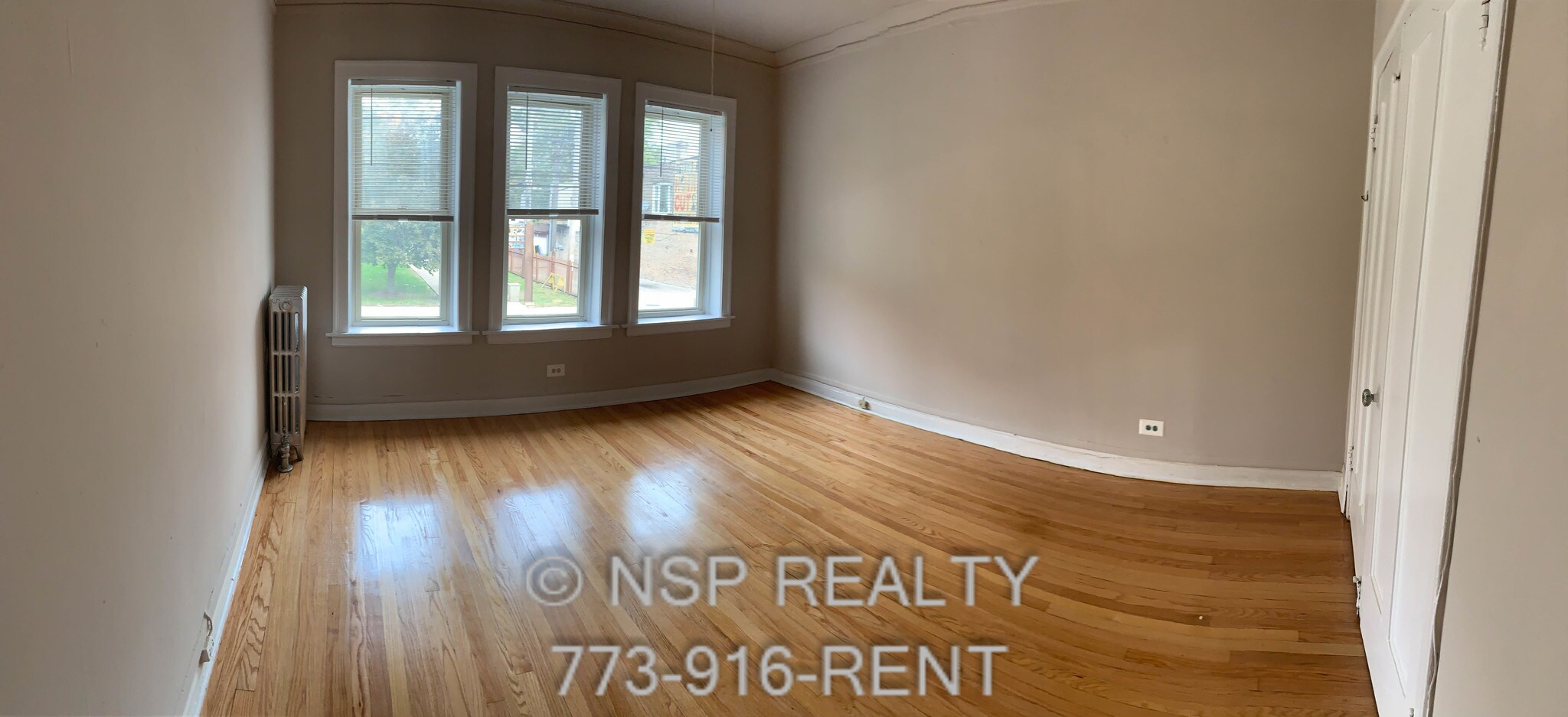 Building Photo - 4265 W Addison St