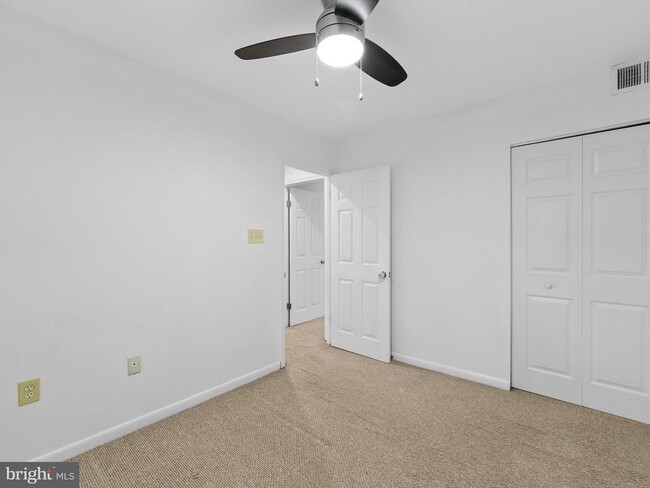 Building Photo - 2459 Pyrenees Ct