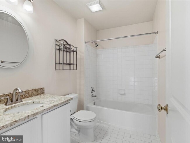 Building Photo - 7752 Grandwind Dr