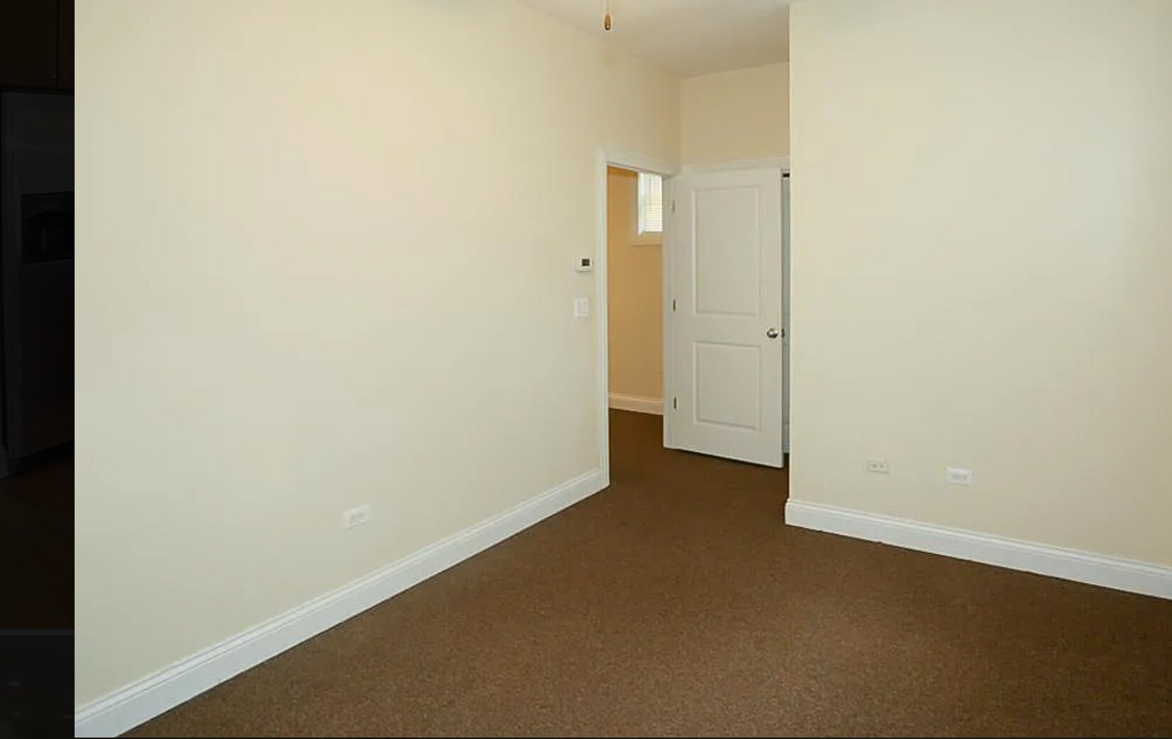 Building Photo - 2334 N Greenview Ave
