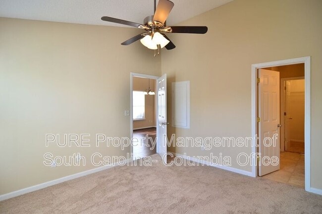 Building Photo - 112 Palm Ct