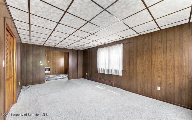 Building Photo - 458 Madison Ave