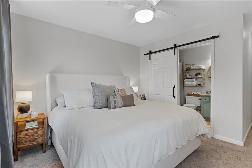 Building Photo - 1168 Stephens St