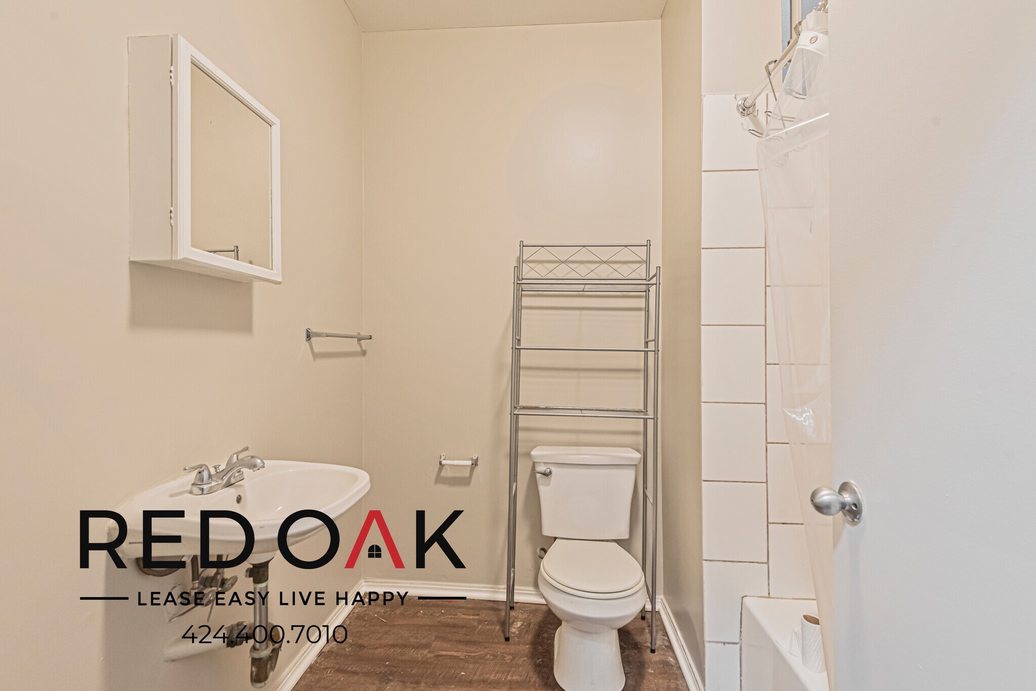 Building Photo - 692 Valencia St