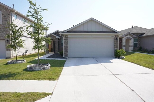 Primary Photo - 13906 Levy Ln
